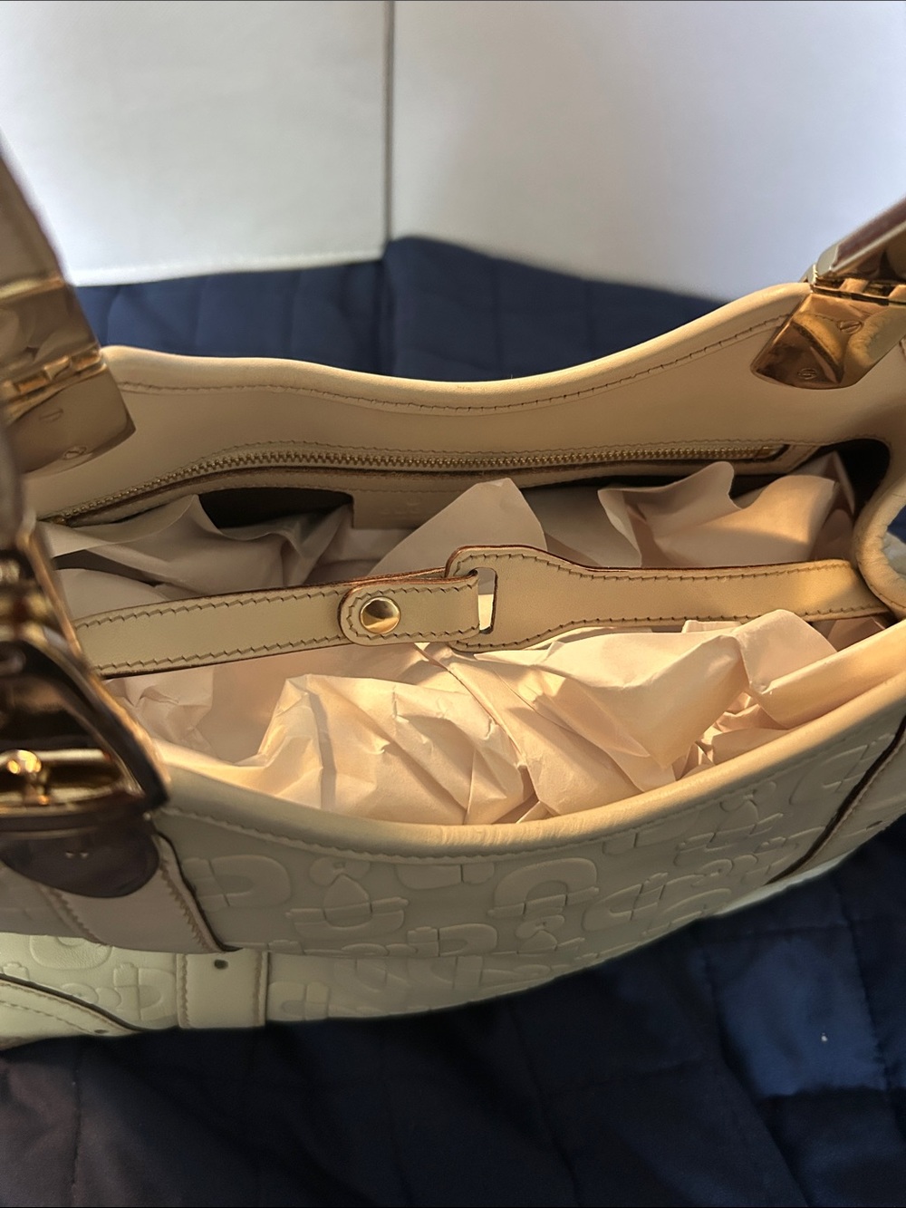Gucci Horsebit Hobo Shoulder Bag - Picture 8 of 12